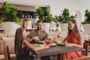 AVA Resort Cancun -Inclusive