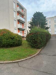 Appartements Charmant T3 Lumineux Confort : Appartement 2 Chambres