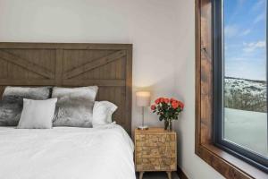 4bdrm 3 Bath Ski in out Chalet in North Routt - Ubytování bez kategorie ve městě Clark