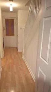 Riverside 2-bedrooom home Near Woolwich with Elizabeth Lime