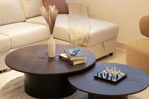 LUXE | 1BR | Heart of DIFC & Trade Centre