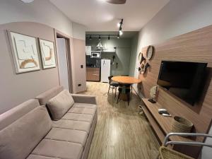 FLAT RIVIERA NOVINHO A 150m DA PRAIA ! DISPONÍVEL - De 15 de Jan de 2026 em diante ! Aproveite !