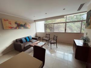 Gallery Suite en Riverfront Puerto Santa Ana
