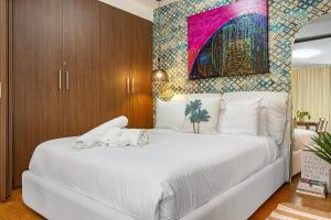 Urban Oasis in Waterloo With Private Balcony