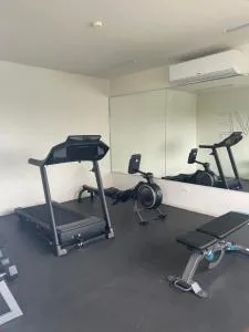 Hermoso loft de 1 recámara - Baca