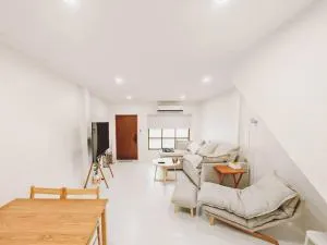 Baan-B BangSaen - Ban Laem Thaen