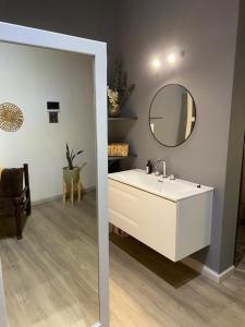 Garibaldi Apartments