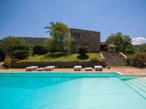 Villa in Palermo with Swimming Pool