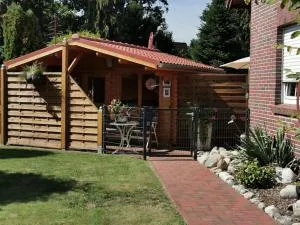 Hof Heine Comfortable holiday residence - Neuenburg