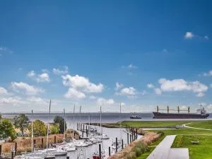 Elbblick Comfortable holiday residence - Марне