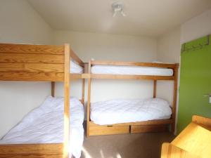 Appartement pied des pistes avec superbes balcons - FR-1-340-282