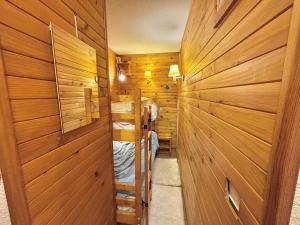 Appartements Studio cabine cosy avec jardin privatif a Praz-Sur-Arly - FR-1-603-110 : photos des chambres