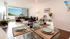 Blue Vista - 格罗拉