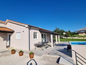 Villa Taya Comfortable holiday residence