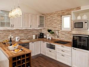 8910 Comfortable holiday residence