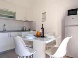 Dora Comfortable holiday residence 