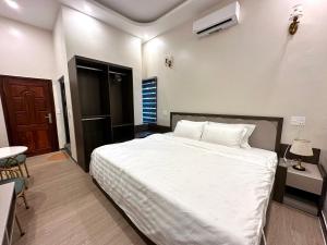 Phòng Deluxe Có Giường Cỡ King (Deluxe King Room)