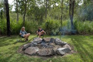 Airlie Beach Eco Cabins - Adults Only