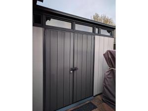 Eul K3 completely fenced