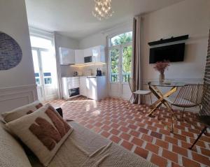 Appartements Logement entier studio vue mer : photos des chambres
