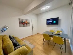 Innenstadtoase im Herzen Graz - Грац