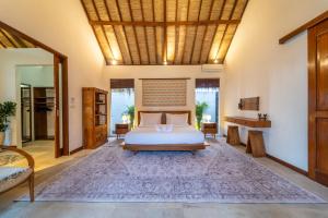 Villa Banten, modern villa with private pool