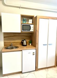 OSapart hotel in a complex Semycvit 9