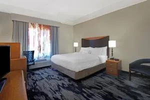 Fairfield Inn and Suites Carlsbad - Orla