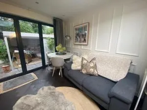 The Stables Templenewsam - Cross Gates