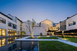 Atour Hotel Suzhou Beisi Pagoda Taohuawu Street - Yuangengshang