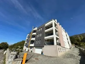 Luxury Apartments Peshtani - Elshani