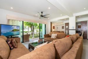 Beachside Apt Short Walk to Nai Harn Beach 2-3 BR