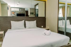 Minimalist and Comfy Studio at Bintaro Icon Apartment By Travelio