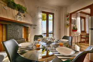 Villa Ornella, La Terrazza - Theater Home