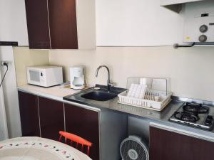 Grand studio avec terrasse proche du port de Saint Cyprien -3RM168