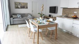 La Casa Di Marty Per 9 - Belcantovillas