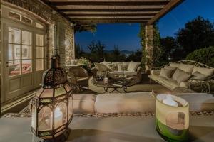 Luxury Pool Villa Oliveto