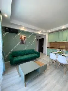 Green Place Cosmopolis - Dascălu