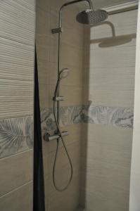 2 pièces rénové en rez-de-chaussée proche de la gare