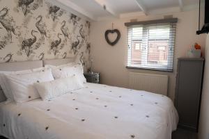 Lakeview Lodge, Builth Wells no tradesmen allowed