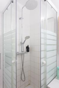 Cozy Family & Group Apartment - 15 min to Center