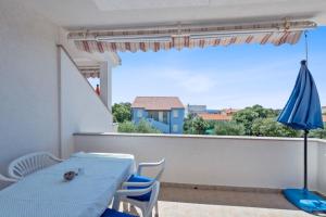 Apartment Uga2 