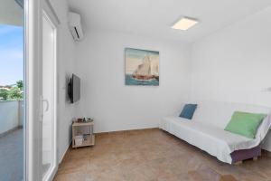 Apartment Uga2 