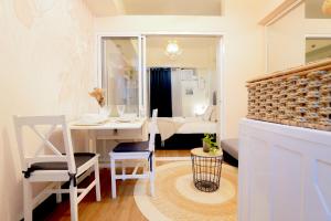 1 BR Condo with fast Wifi near Business Centers and Malls