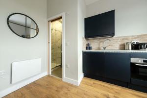 The Willow - Studio 10