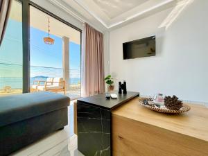 Candi Luxury Suites 2