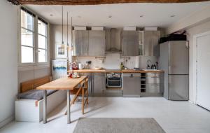 Appartements Stylish 1BD Duplex - Stunning Views near Louvre : photos des chambres