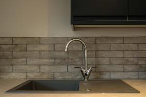 The Willow - Studio 17