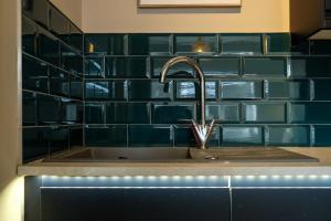 The Willow - Studio A