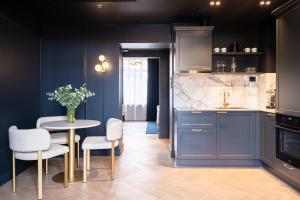 The Villa Apartments